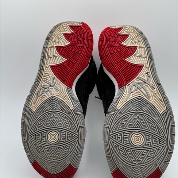 Nike Men's Black and Red Athletic Shoes size 8 - Picture 7 of 10